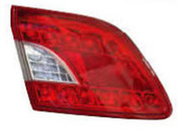 ФОНАРЬ В КРЫШКУ БАГАЖНИКА NISSAN SENTRA (14-)
