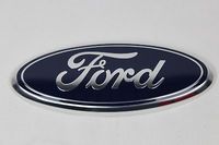 ЭМБЛЕМА РЕШЕТКИ РАДИАТОРА FORD FOCUS 3 (11-14) ОРИГИНАЛ