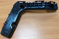 КРЕПЛЕНИЕ ПЕРЕДНЕГО БАМПЕРА ПРАВОЕ TOYOTA COROLLA E180 (13-) КИТАЙ
